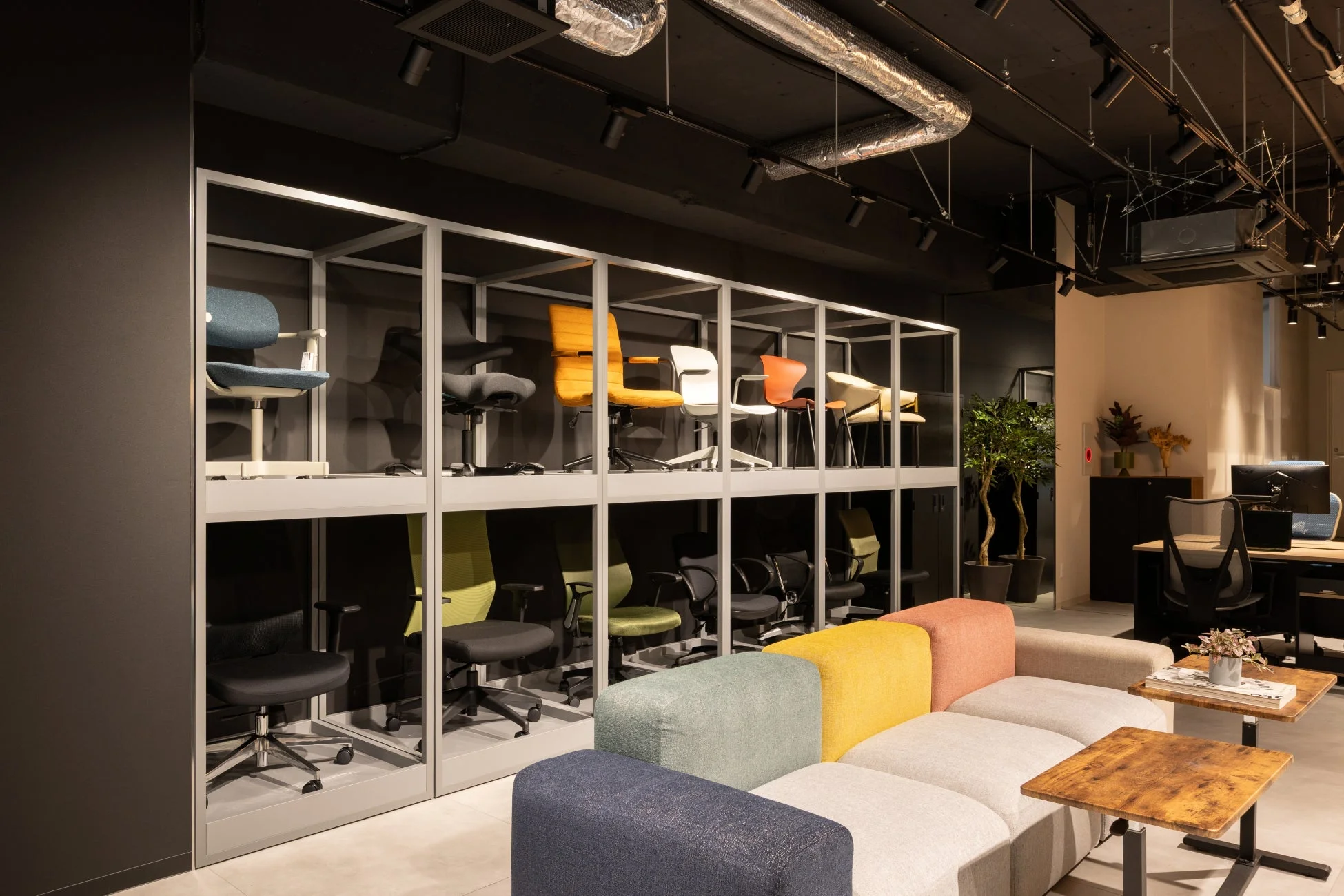 MODERN THEORY Lab. 2F多目的スペース