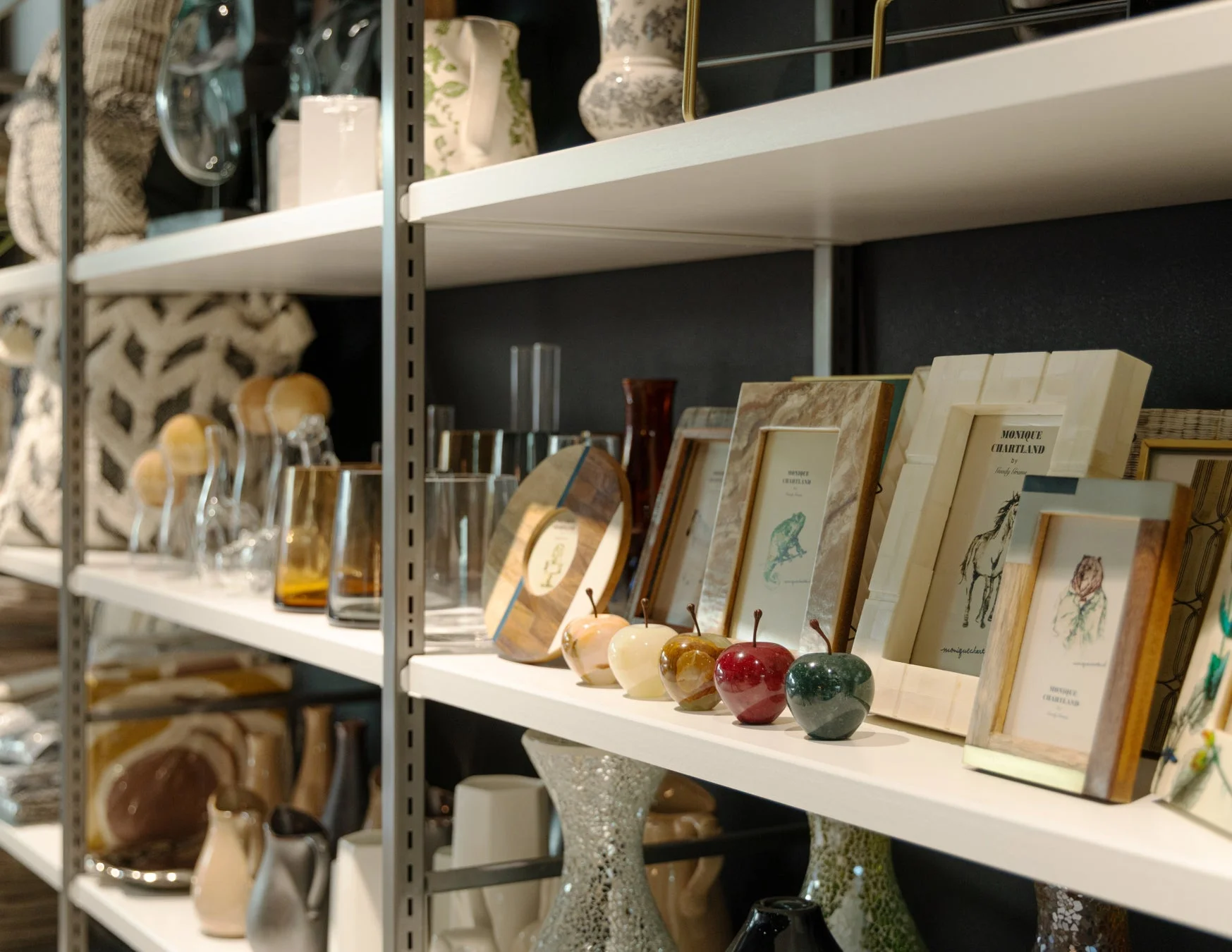 インテリア雑貨の販売