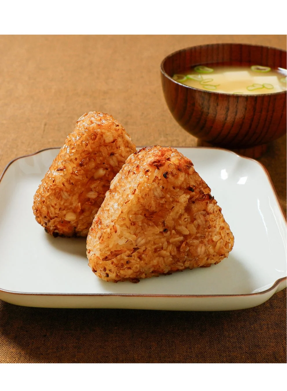 焼きおにぎりの盛り付け例