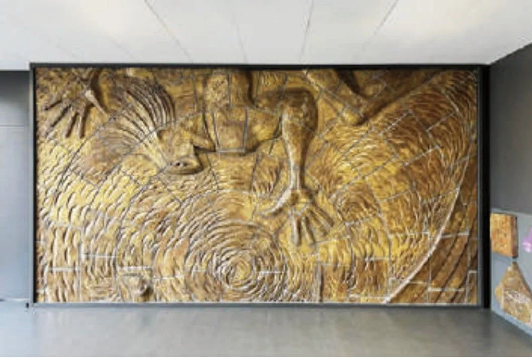 旧陸上競技場のレリーフ