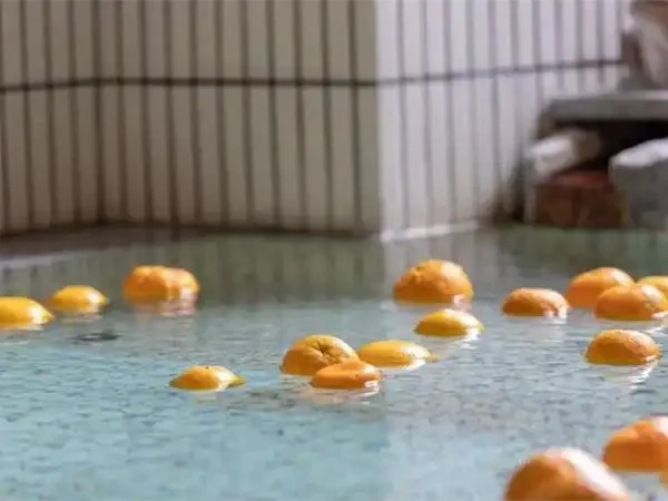 柚子湯,温泉,風呂,柑橘類,冬,リラックス,和風