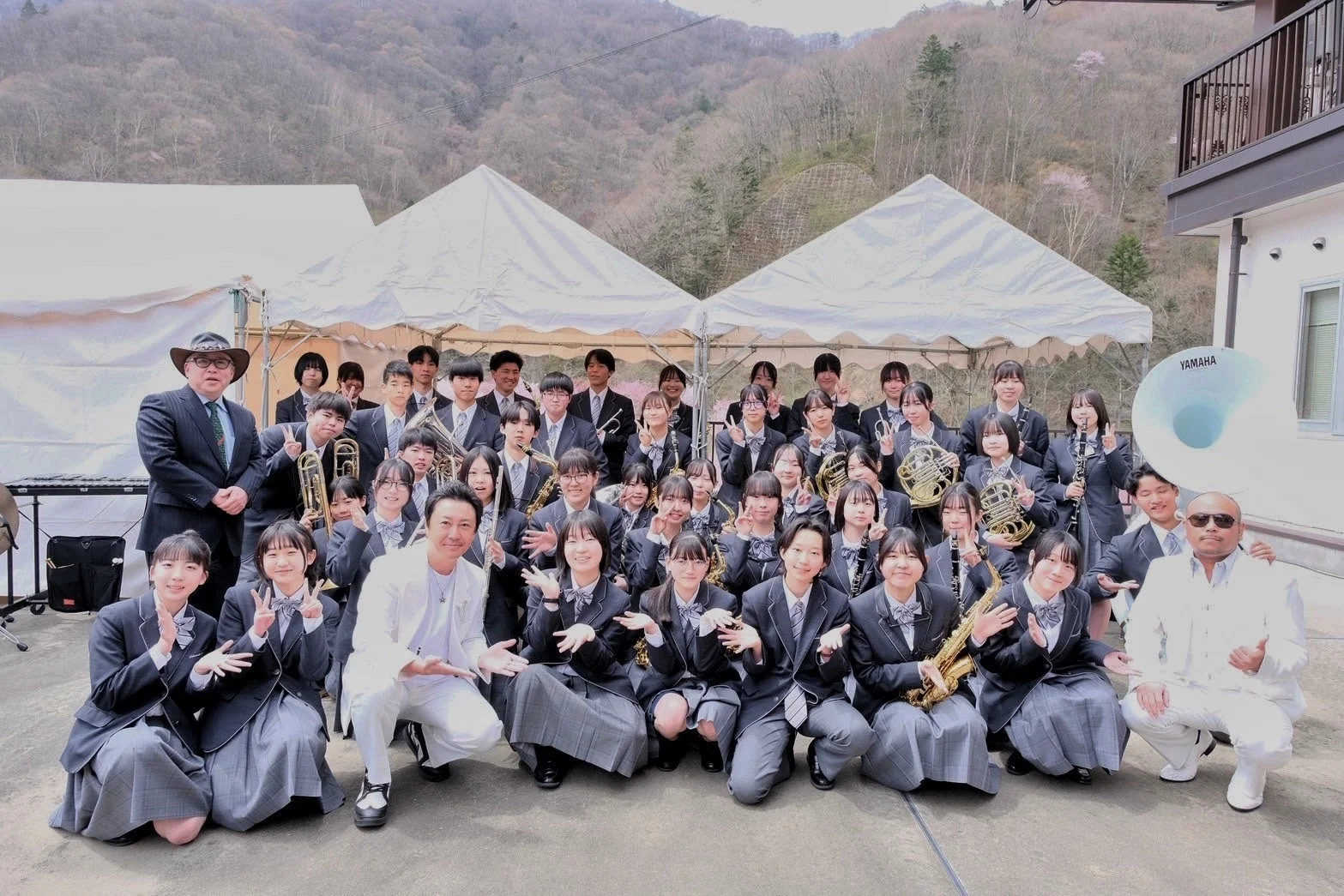 高山西高等学校ウインドアンサンブル部とダブルネーム