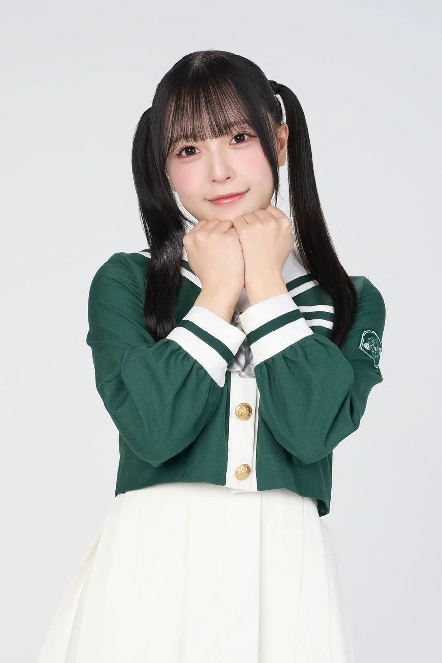 鈴賀レナ