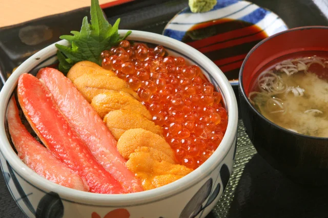 海鮮丼