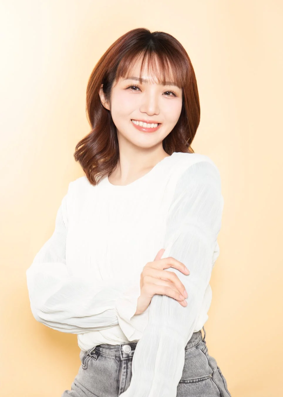 Amunedat株式会社の女性ポートレート