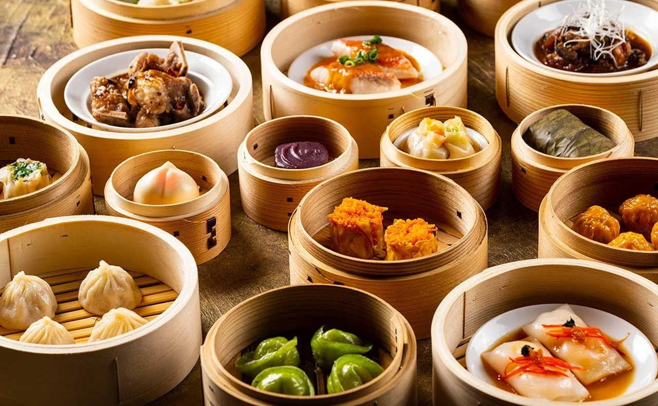飲茶,点心,中華料理,蒸籠,小籠包,焼売,海老餃子,中華まん,スペアリブ,蒸し料理,アジア料理,食べ物,食事