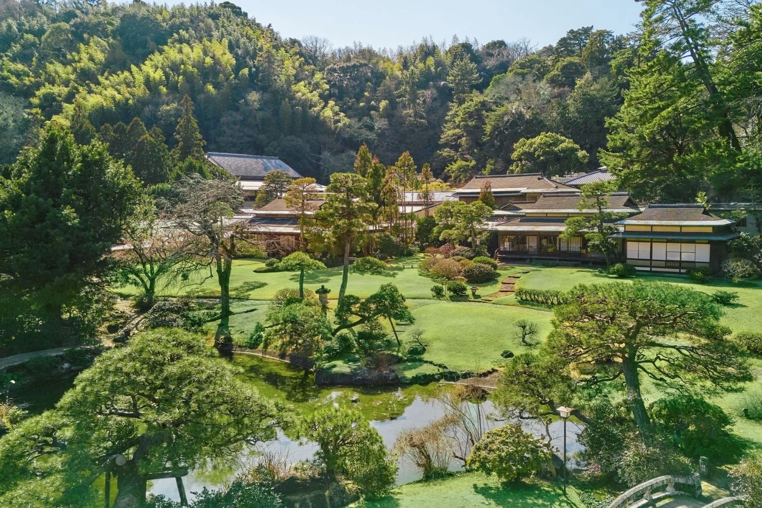 日本庭園の全景