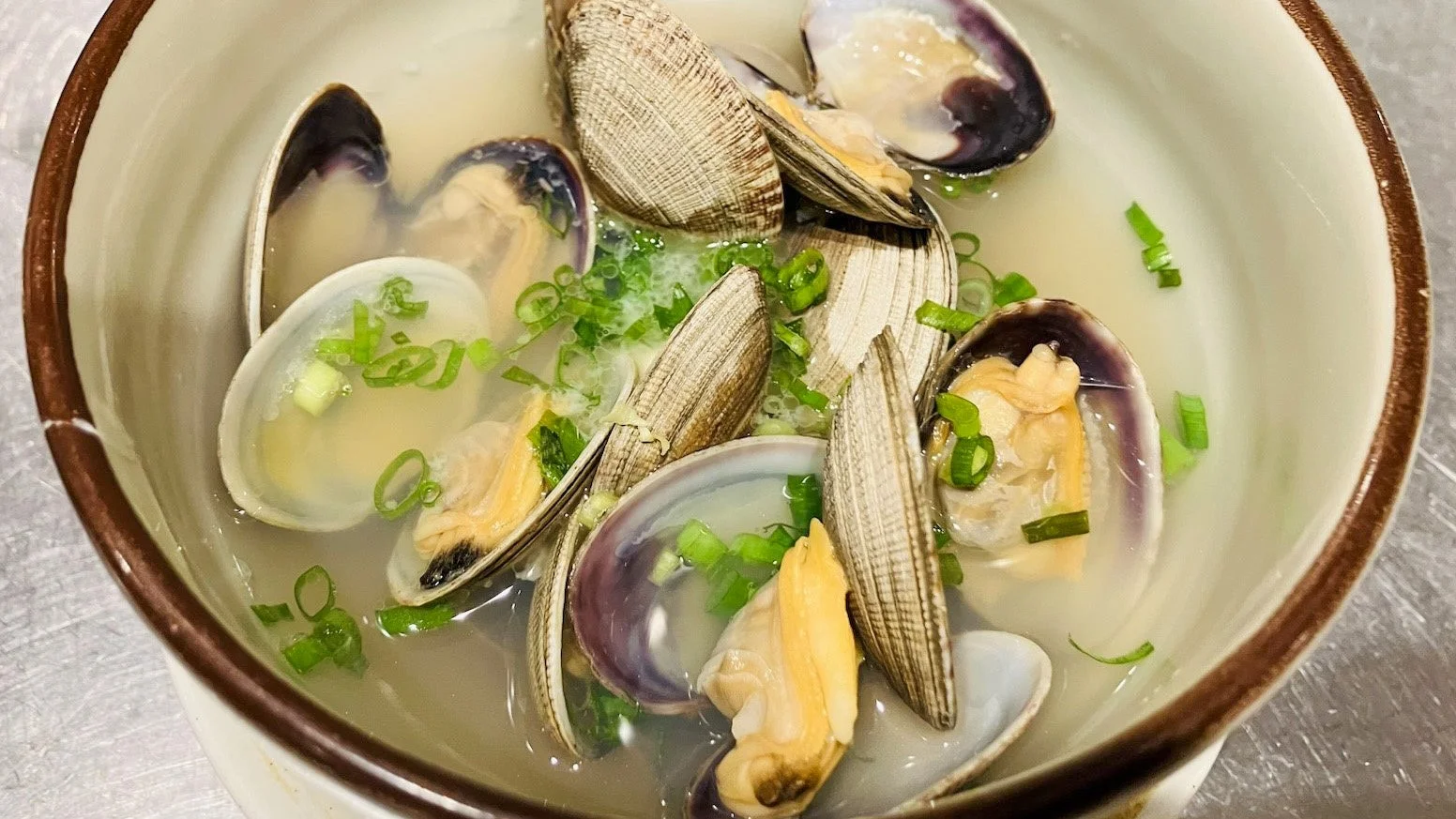 あさり,あさり汁,貝,スープ,和食,海鮮,ネギ,日本料理,出汁,温かい