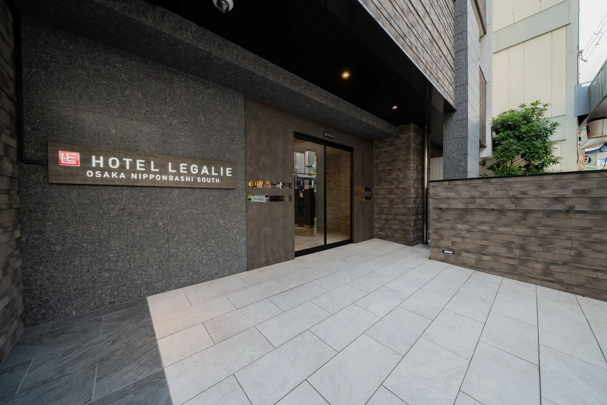 HOTEL LEGALIE Osaka Nipponbashi Southの外観
