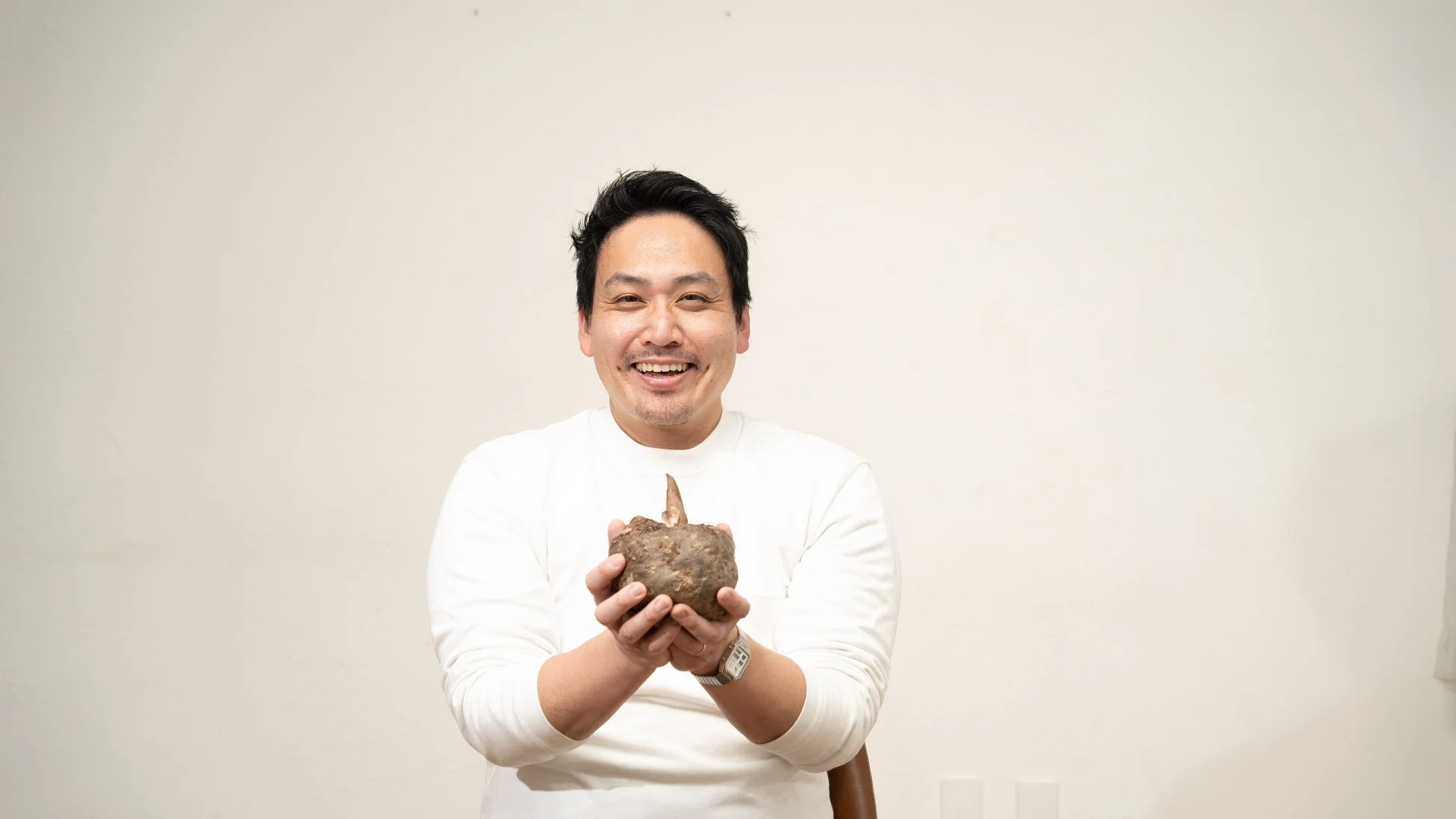 笑顔の男性