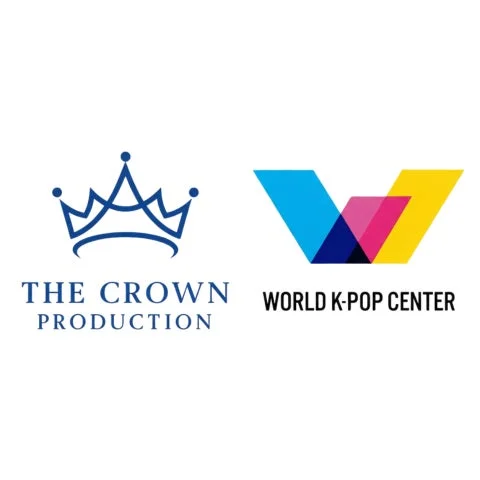 THE CROWN PRODUCTIONとWORLD K-POP CENTERのロゴ