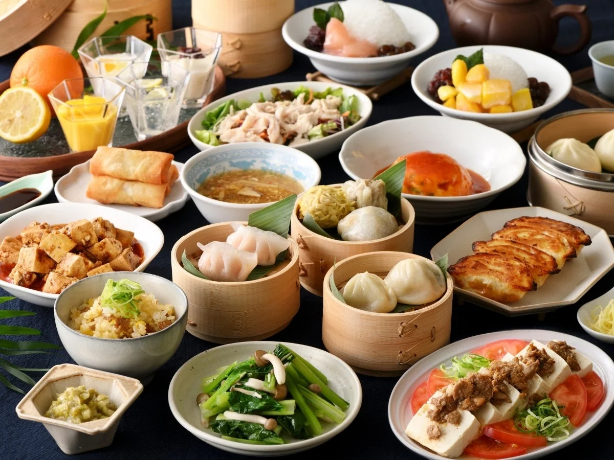 中華料理の盛り合わせ