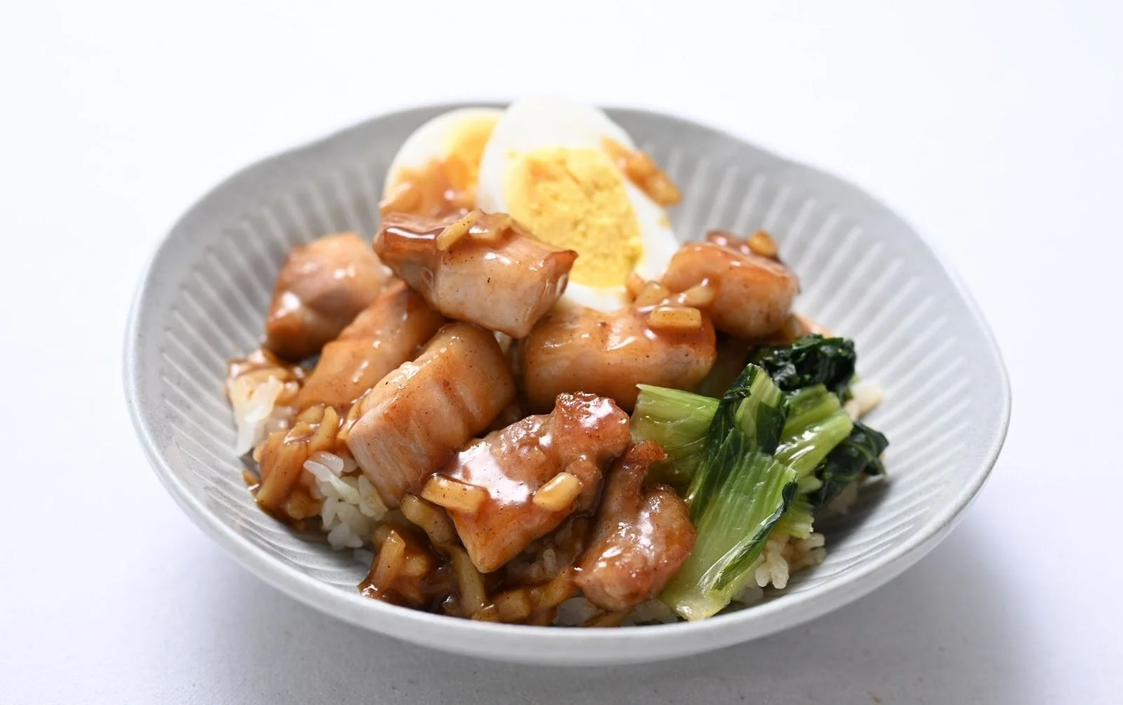 豚肉の角煮丼