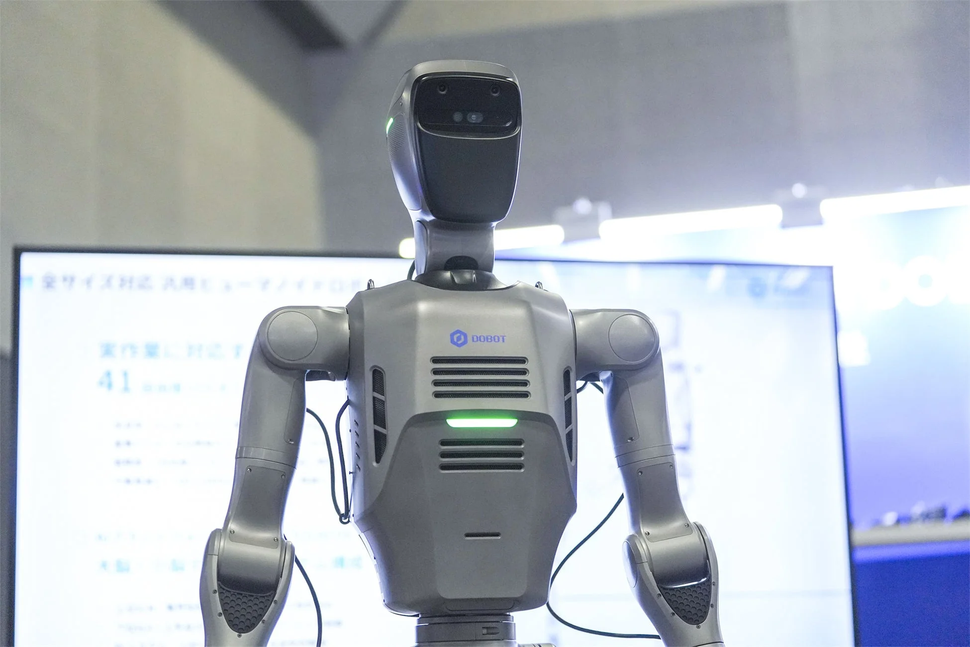 DOBOT ATOM Max ヒューマノイドロボット