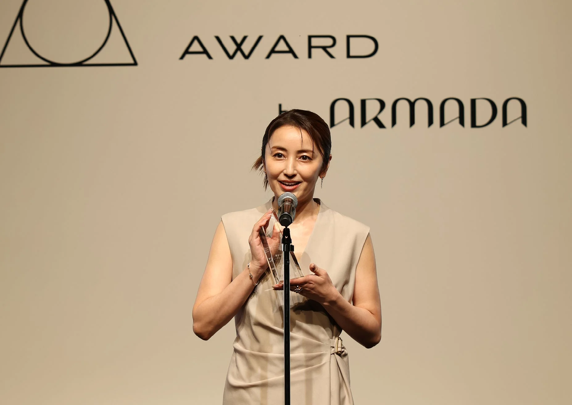 矢田亜希子さん