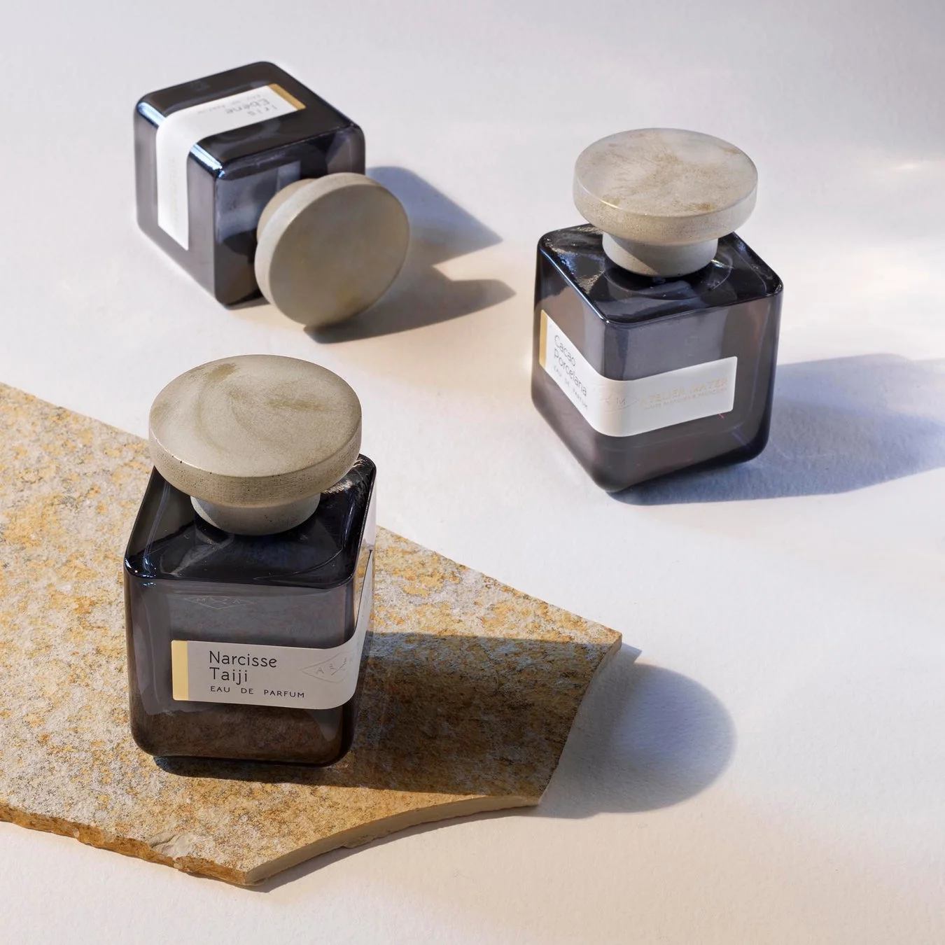 Atelier Materiの香水ボトル