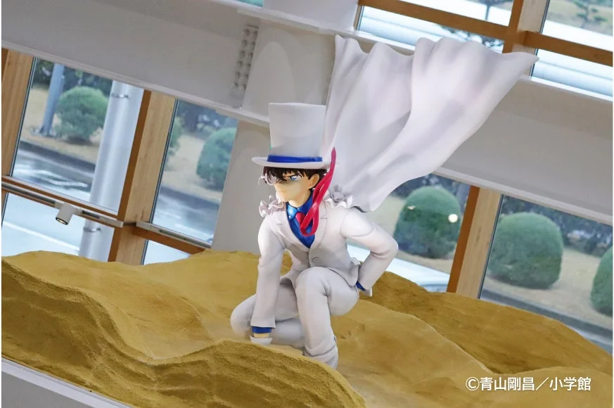 怪盗キッド像