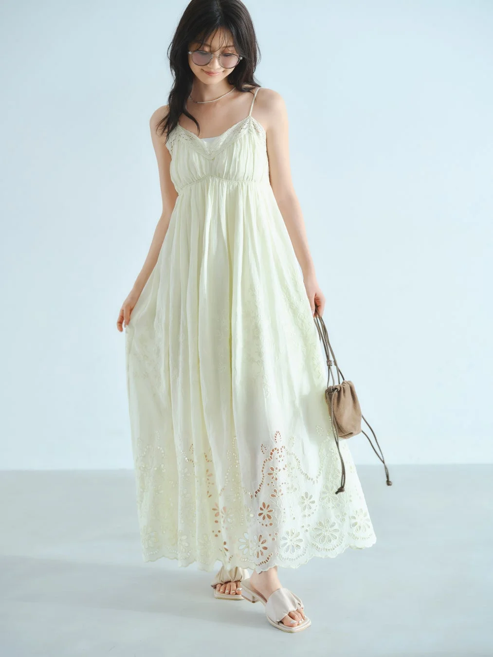 LOOK1