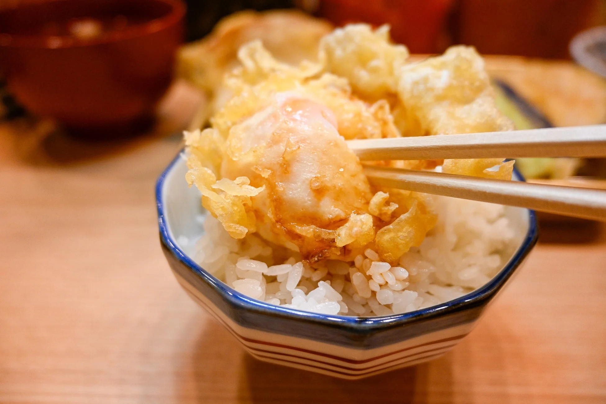 半熟たまご天が乗ったご飯