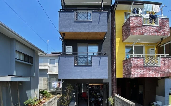 モダンな住宅の外観
