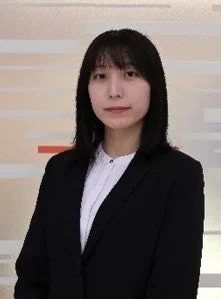 濱岡 美緒氏