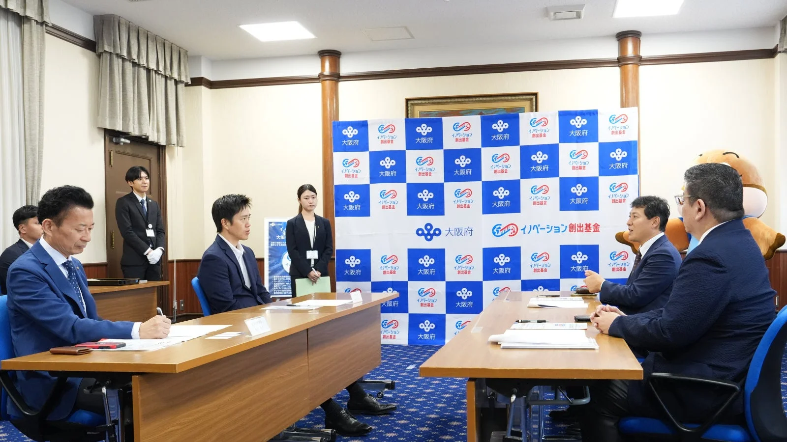 吉村大阪府知事とクラスメソッド横田代表の対談