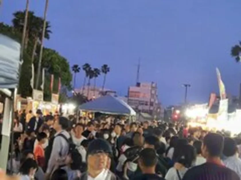 会場の様子（夜）