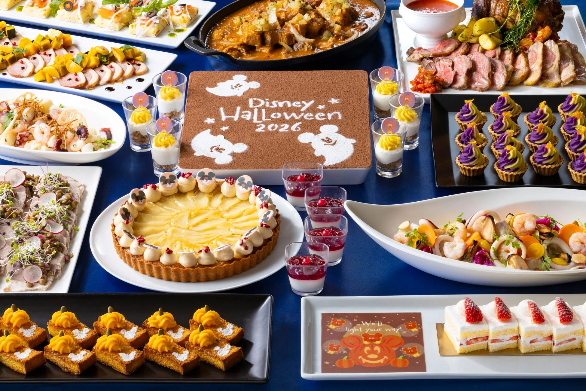 ハロウィーンテーマのビュッフェ料理