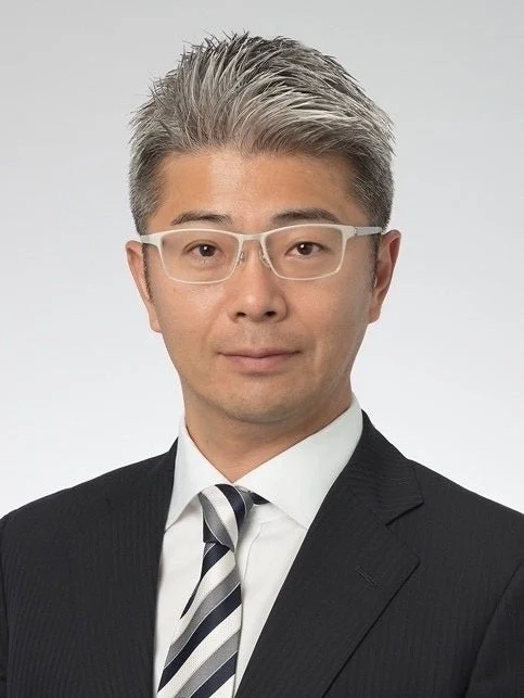 林 康弘 氏