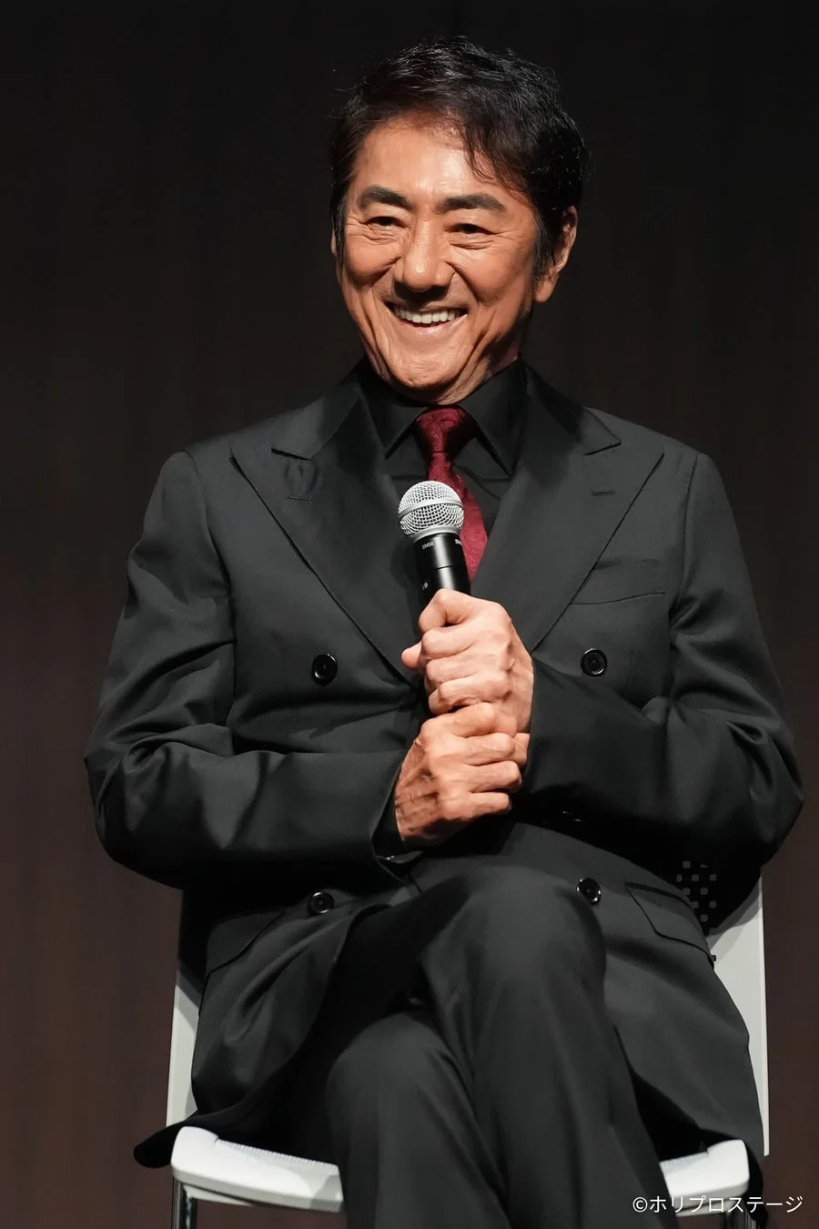 市村正親さんのコメントシーン