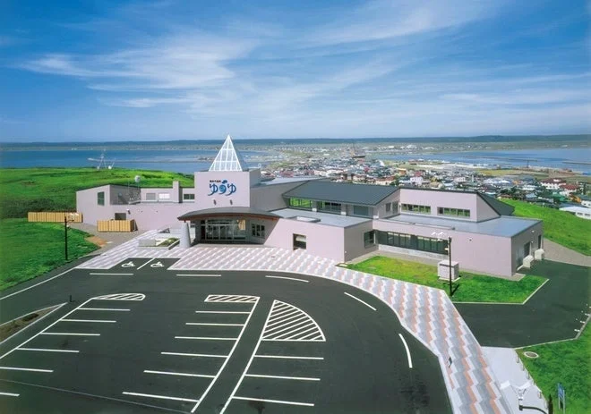 霧多布温泉ゆうゆ外観