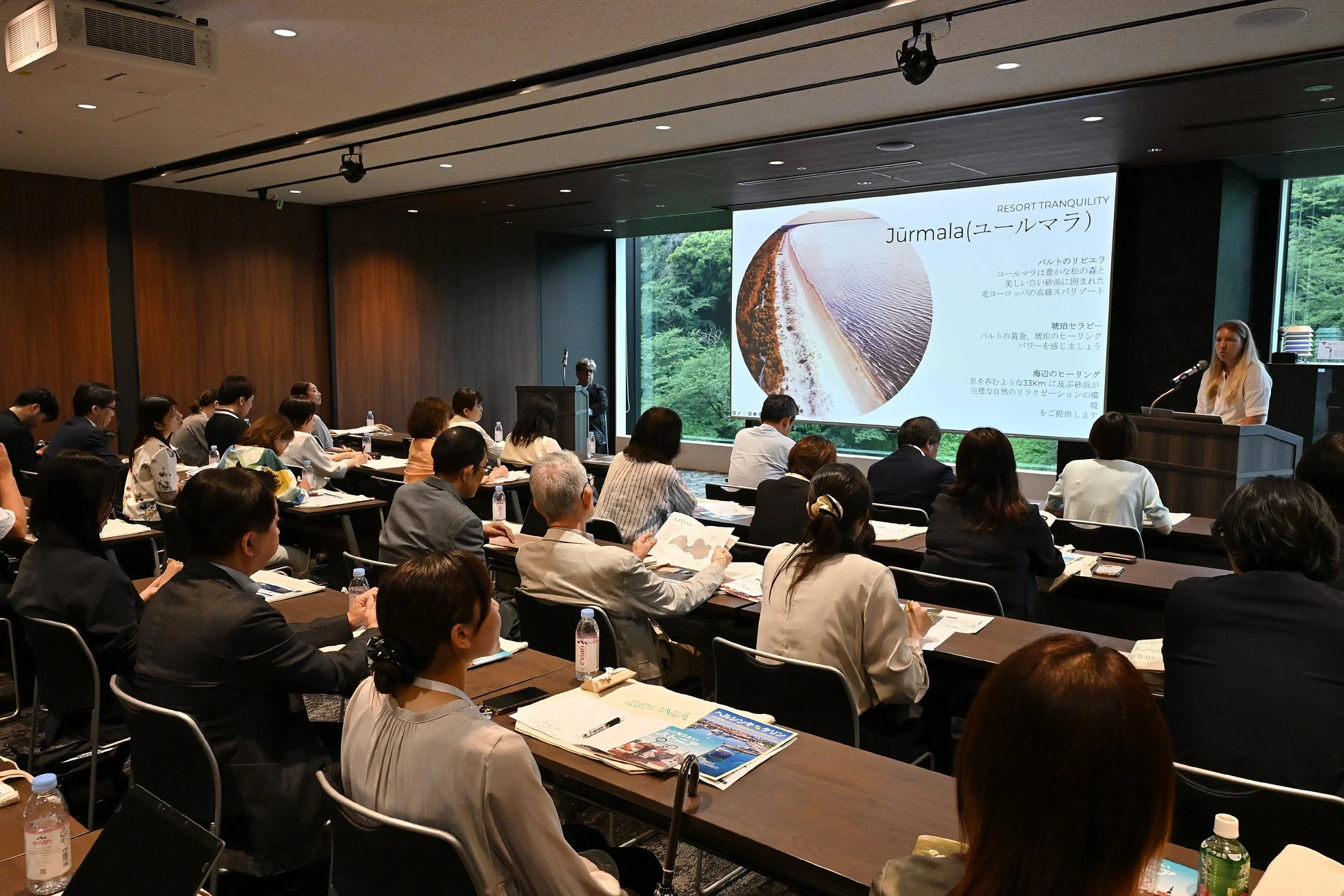 イベントでのプレゼンテーションの様子