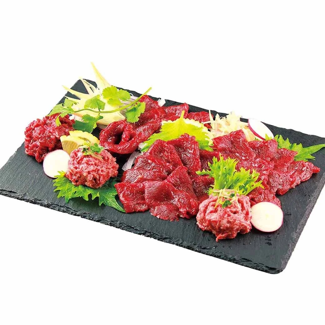 生肉盛り合わせ