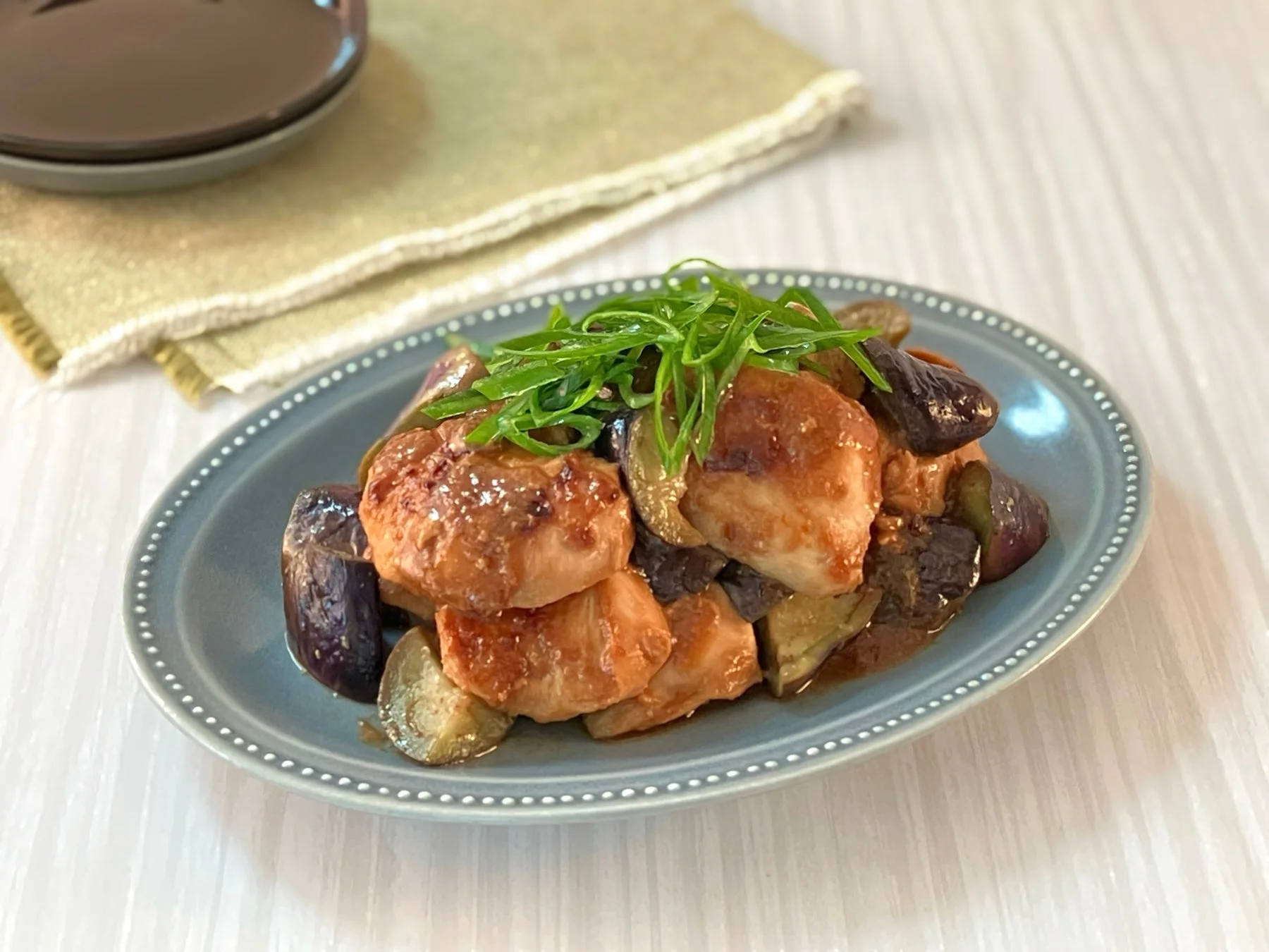 鶏肉となすの煮物