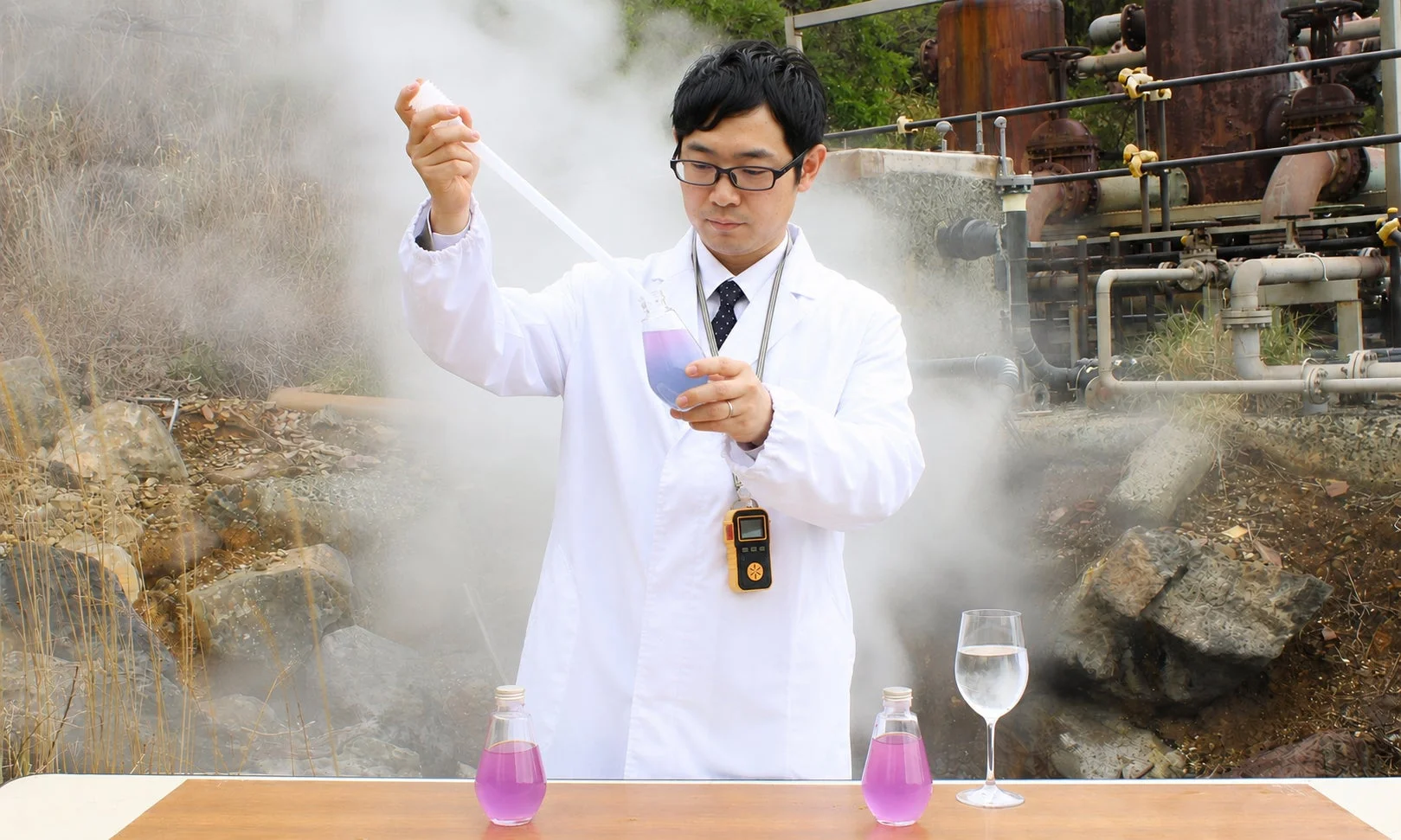 温泉カメレオン実験の様子