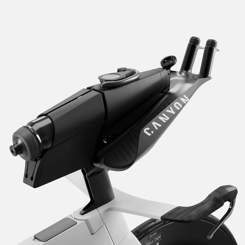 CANYONのタイムトライアルバイク用コックピット部分