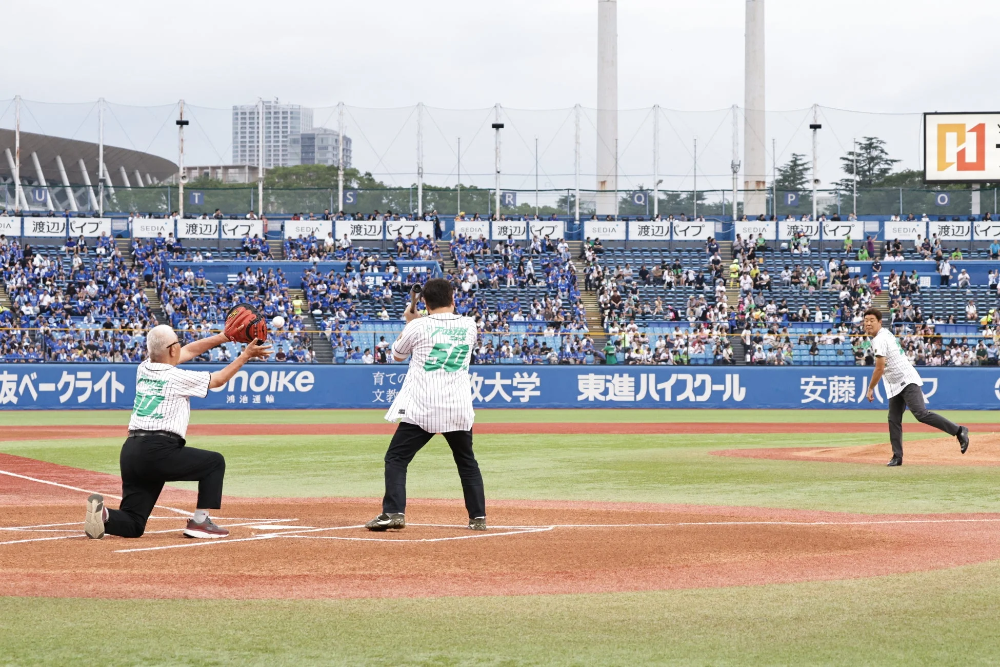ファーストピッチセレモニーの様子