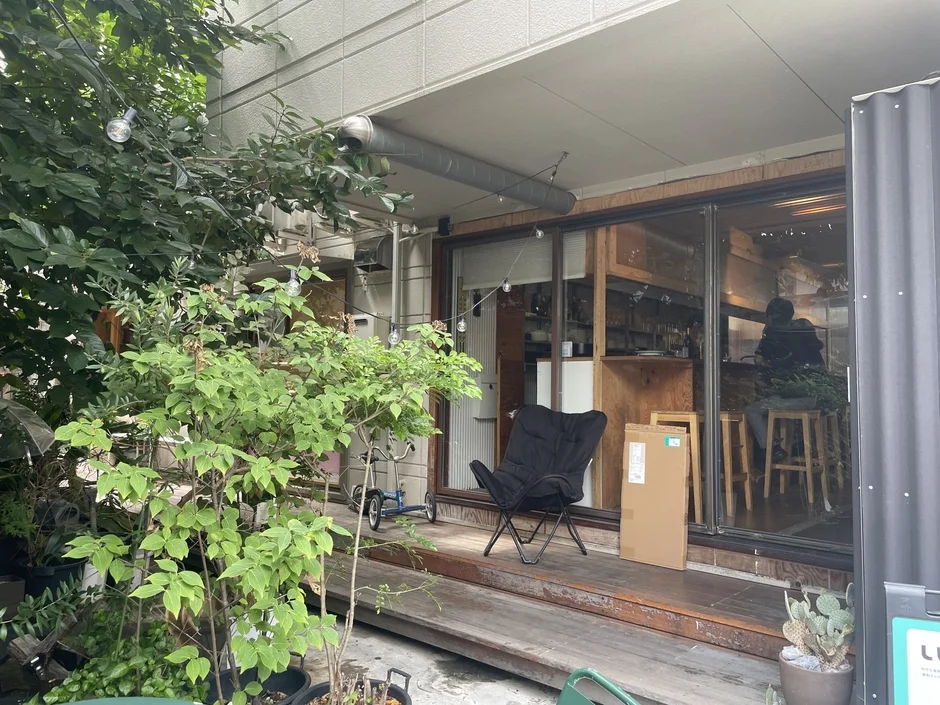 カフェのテラス席
