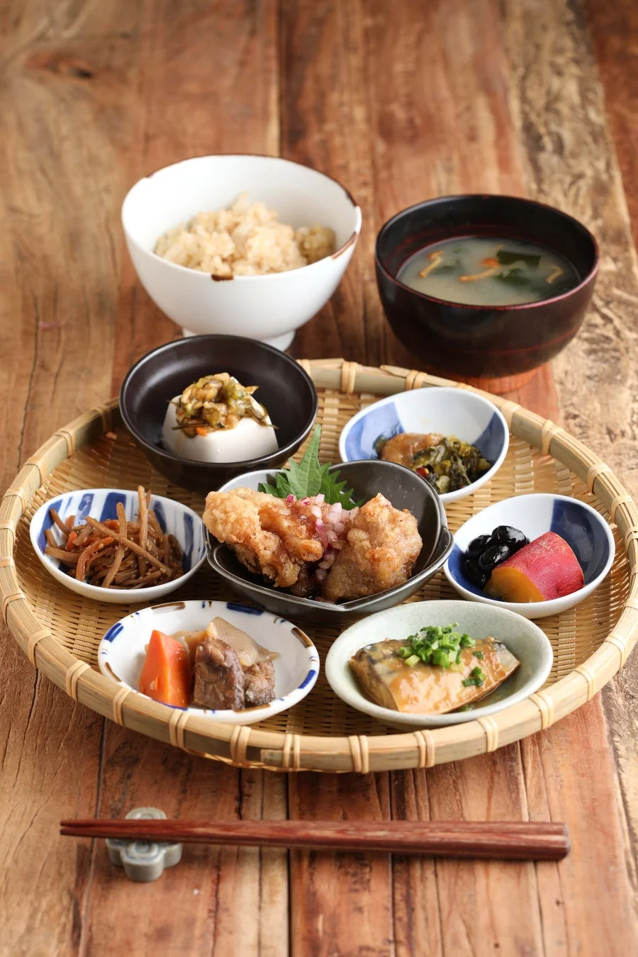 あえんの里山定食