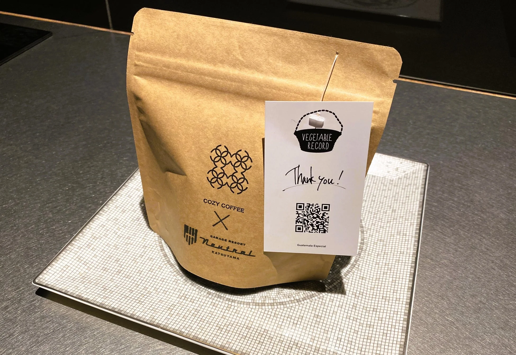 COZY COFFEEとGARAGE RESORT Neutralのコラボドリップコーヒー