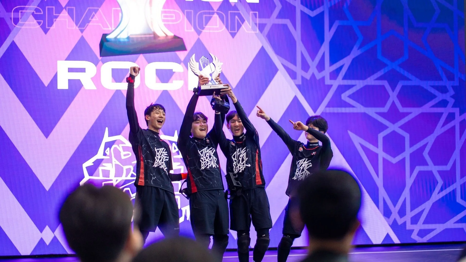 eスポーツ優勝チーム