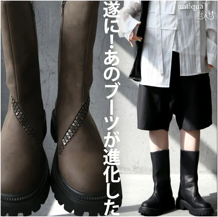ブラウンとブラックのブーツが紹介されている