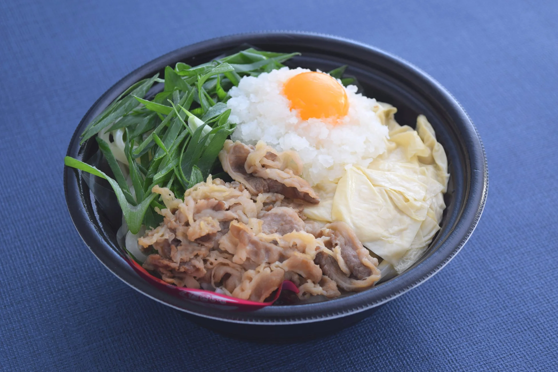 九条ねぎと生湯葉の牛すき月見うどん