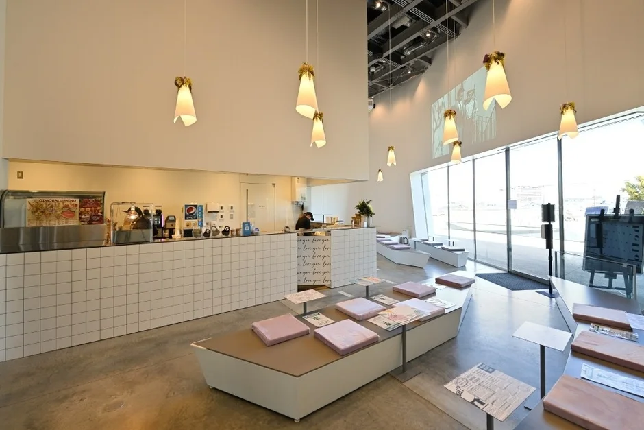 Kado Cafe店内