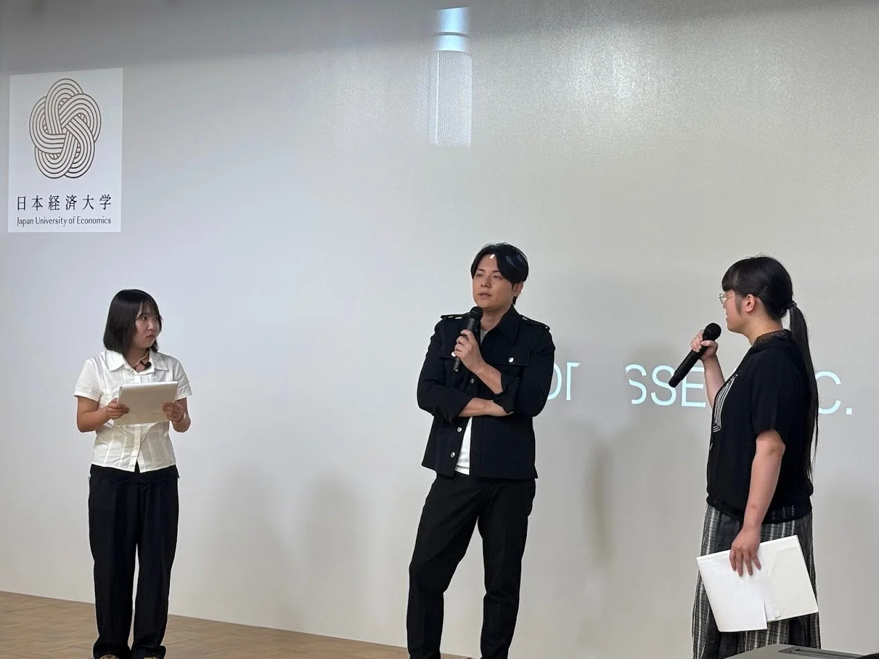平岩氏と学生のトーク