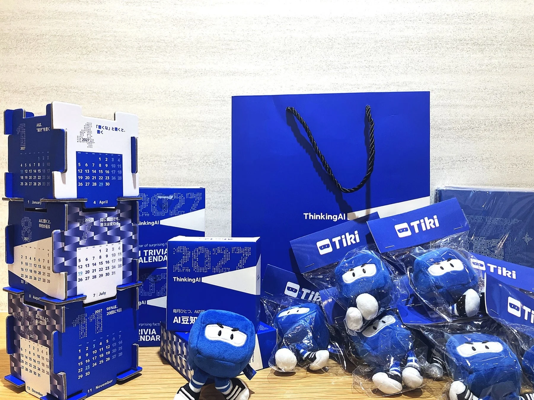ThinkingAIとTikiのプロモーショングッズ