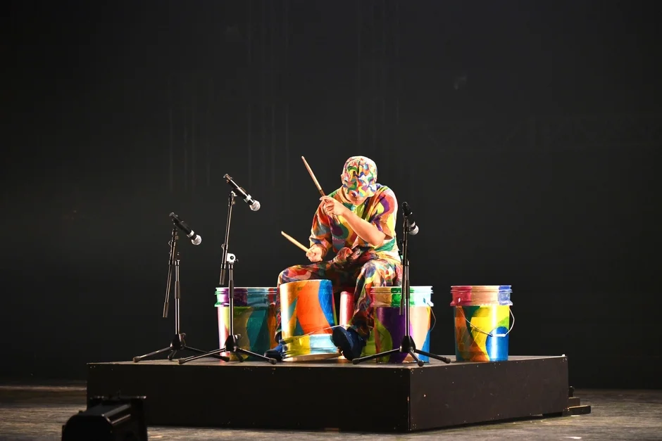 Shiuta (Bucket Drummer)