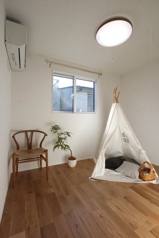 子供部屋にもなる洋室