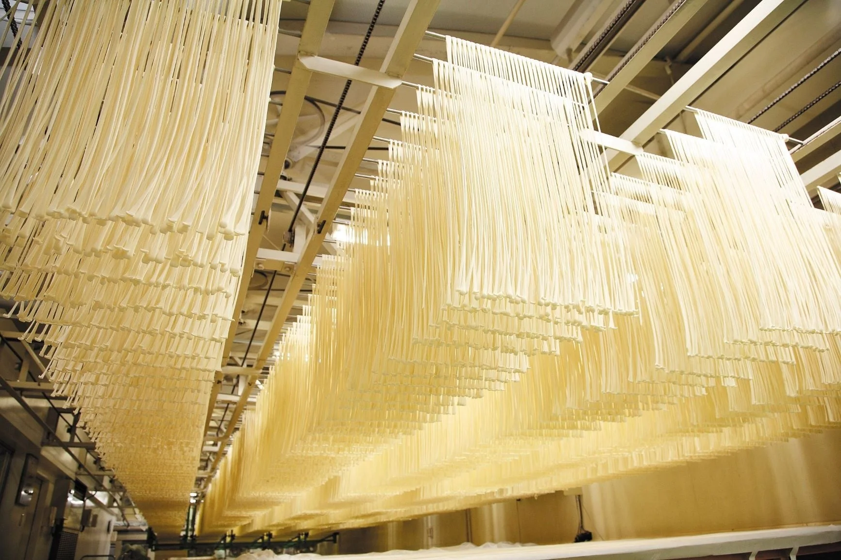 手延べうどんの製造工程