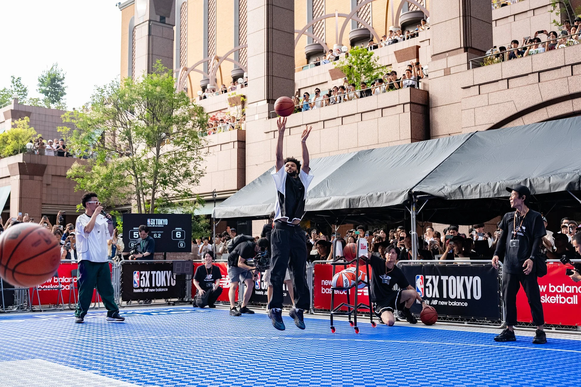 3x3バスケットボールの試合風景